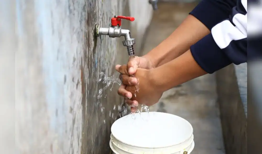 Aumentó en 6,2 puntos porcentuales los hogares rurales con agua potable