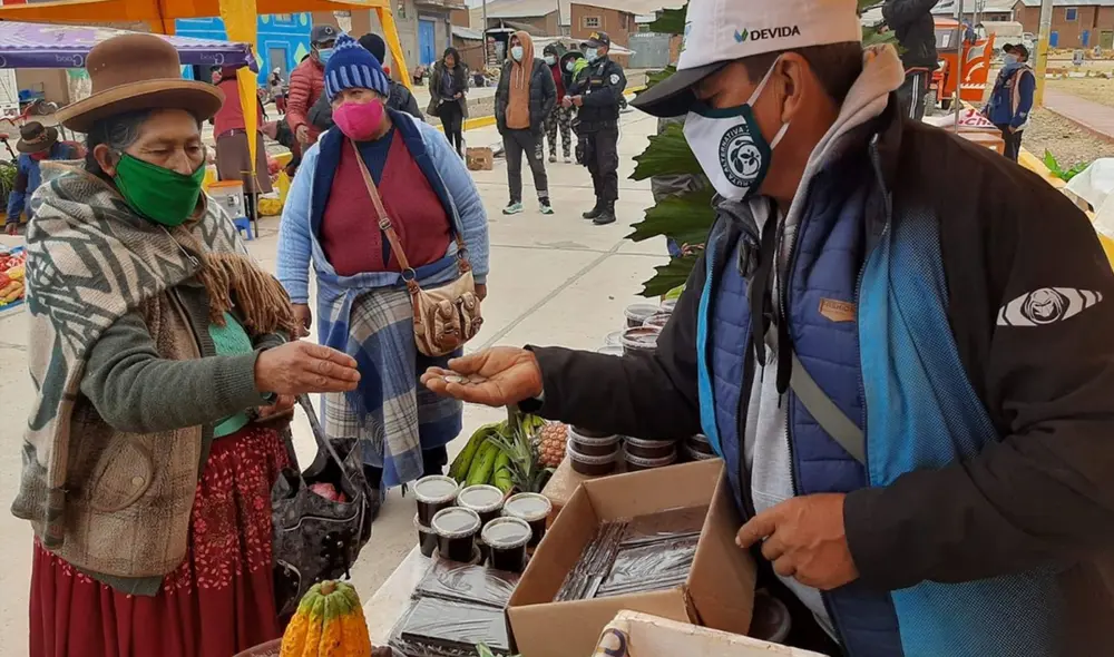 Feria itinerante se desarrolló en el distrito de Crucero en Carabaya. Foto: Devida Feria itinerante se desarrolló en el distrito de Crucero en Carabaya. Foto: Devida