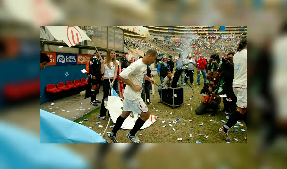 Candelo muestra su amor por Universitario, pero lanza polémico apelativo