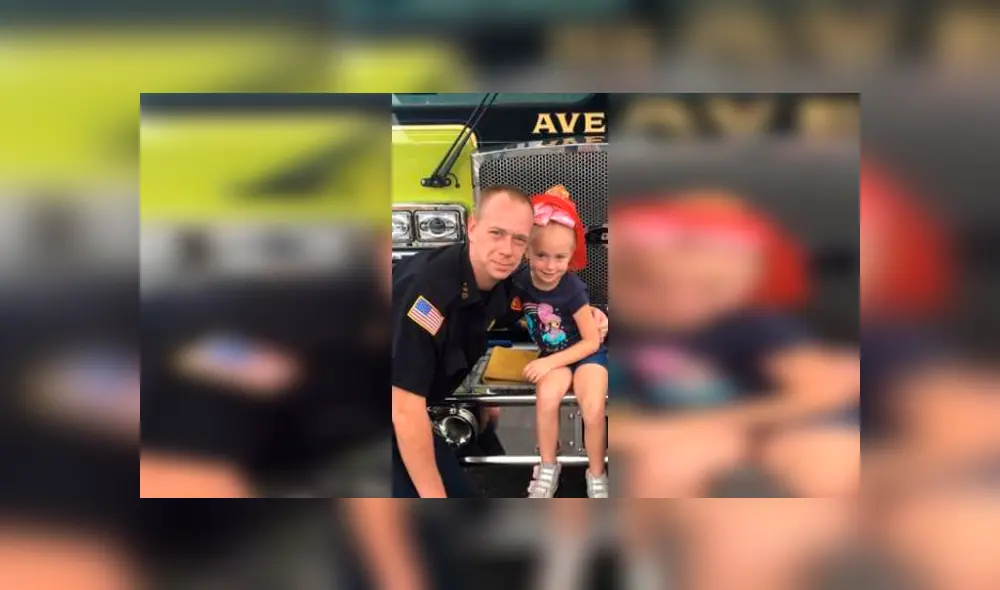 Jimmy Karlbon con su hija Madalyn, reconocida como "heroína" por el cuerpo de bomberos. Fuente: Departamento de Bomberos de Avenel. Jimmy Karlbon con su hija Madalyn, reconocida como "heroína" por el cuerpo de bomberos. Fuente: Departamento de Bomberos de Avenel.