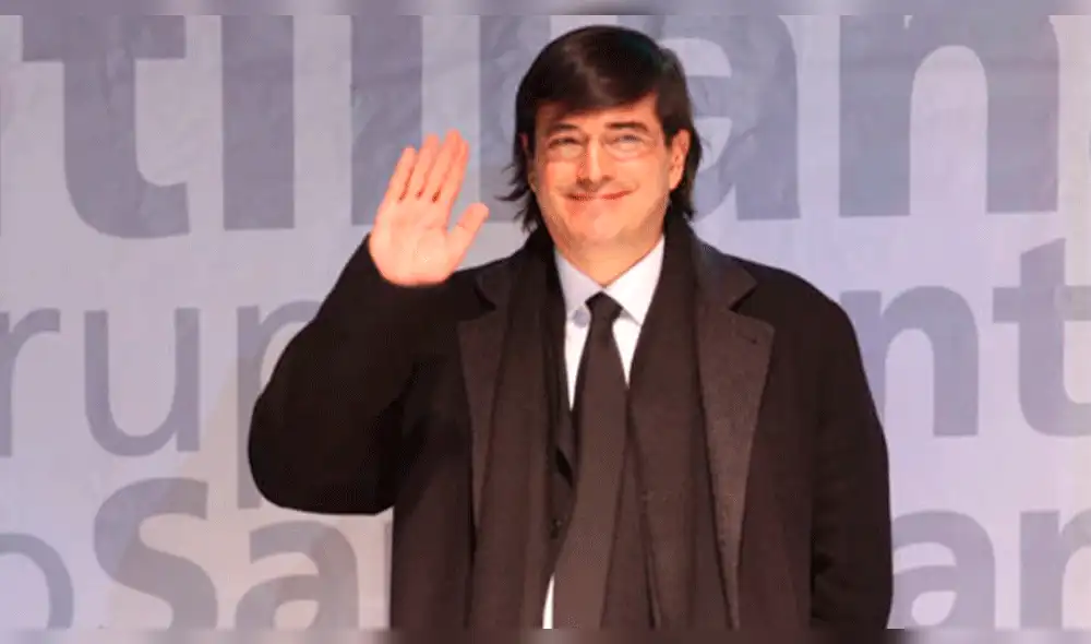 Jaime Bayly subió a “combi” en Lima: “¿Creen que debo postular a la presidencia?”
