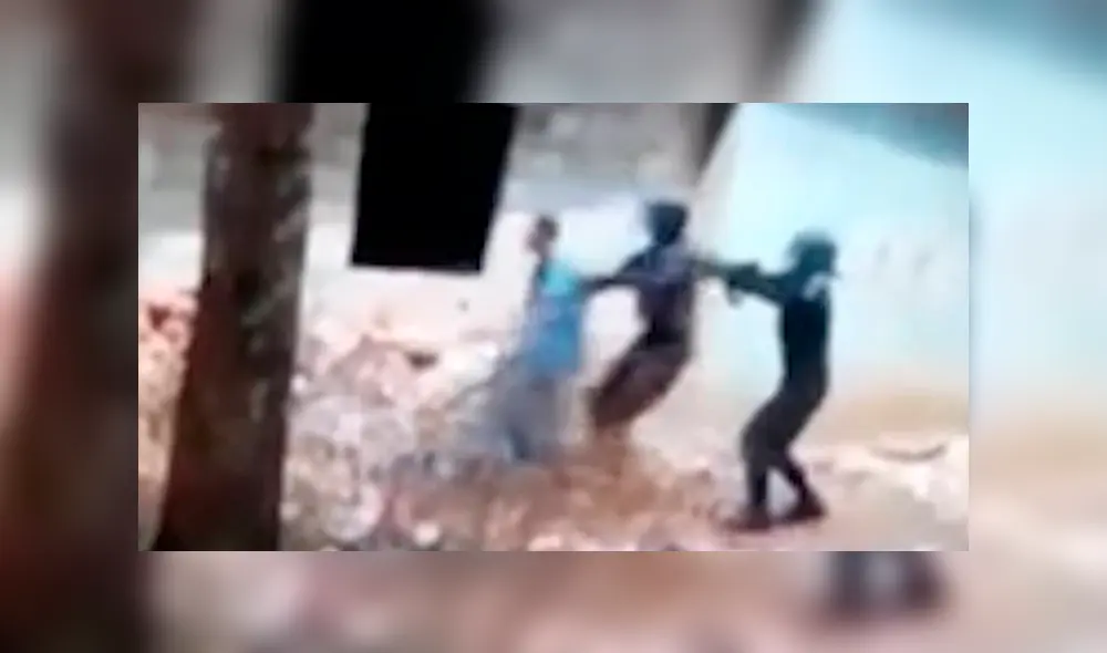 La víctima fue llevada a un hospital para ser atendida por las lesiones.