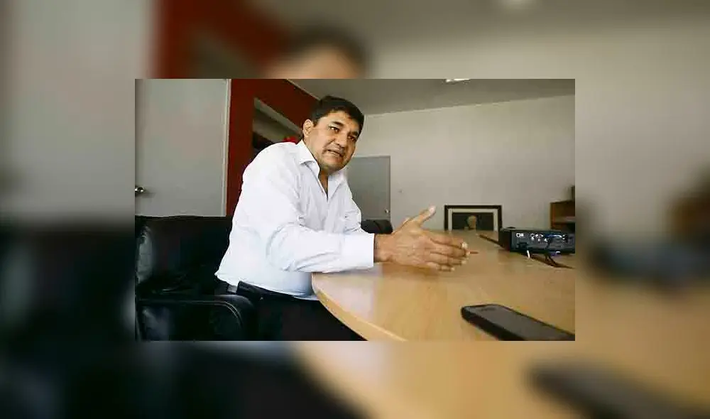 Horacio Zeballos: "Por cada 5 a 10 profesores nombrados, se tiene que despedir a un contratado" Horacio Zeballos: "Por cada 5 a 10 profesores nombrados, se tiene que despedir a un contratado"