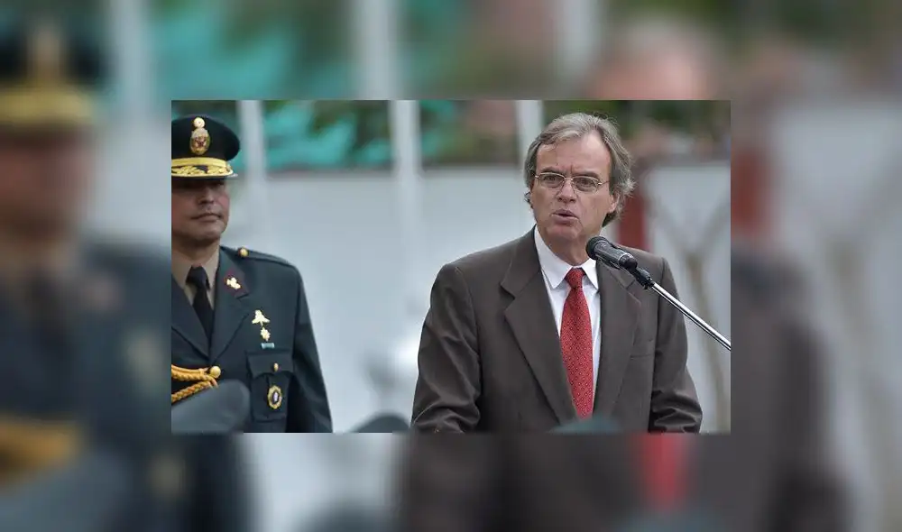 Ministro Carlos Basombrío: Ley de apología al terrorismo “es ambigua” Ministro Carlos Basombrío: Ley de apología al terrorismo “es ambigua”