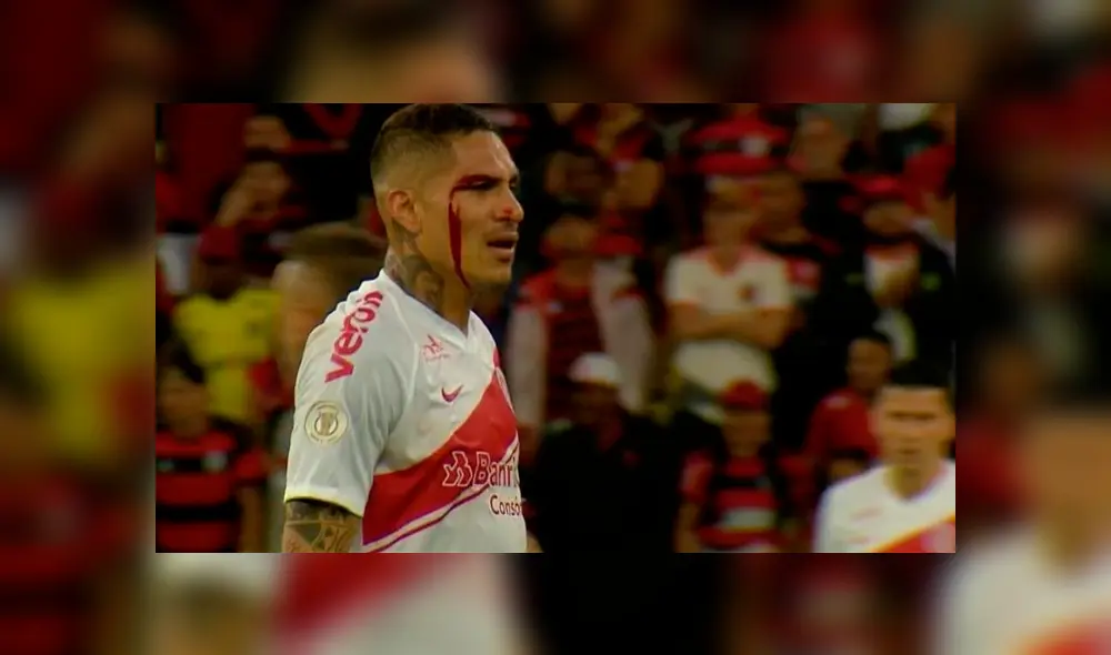 El delantero del Internacional vio la roja a los 42' del primer tiempo. Créditos: Captura de tv El delantero del Internacional vio la roja a los 42' del primer tiempo. Créditos: Captura de tv