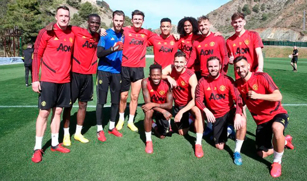 El plantel del United, en Marbella, sin la presencia de Ighalo ((Foto: Twitter Manchester United)