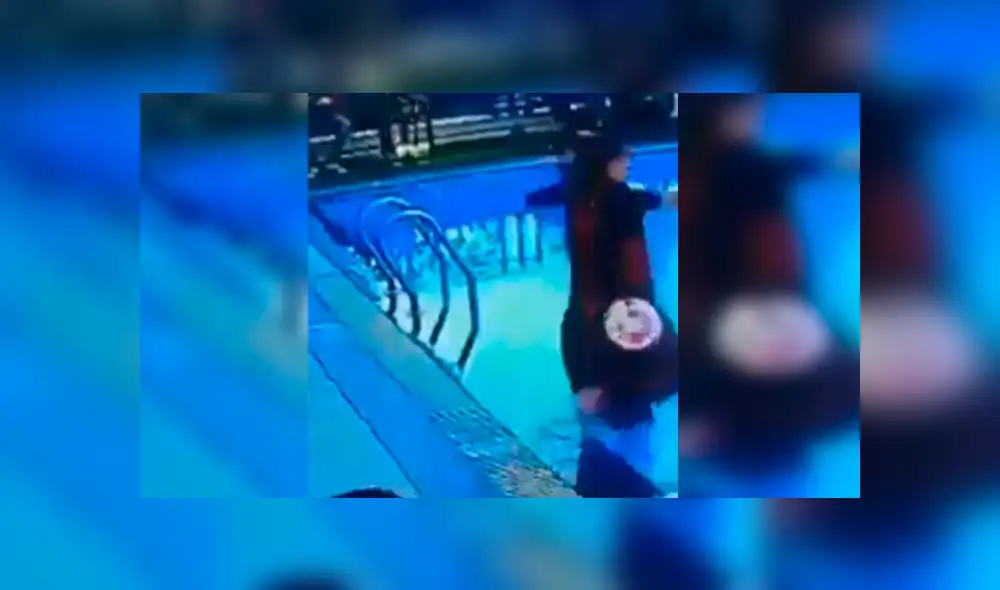 Facebook viral: Despistada mujer no se dio cuenta que había un piscina adelante y tuvo aparatosa caída [VIDEO]