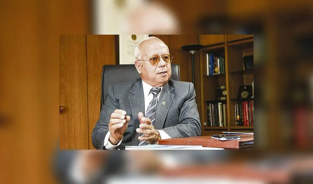 Rector de UCSM rechaza centralización de Educación