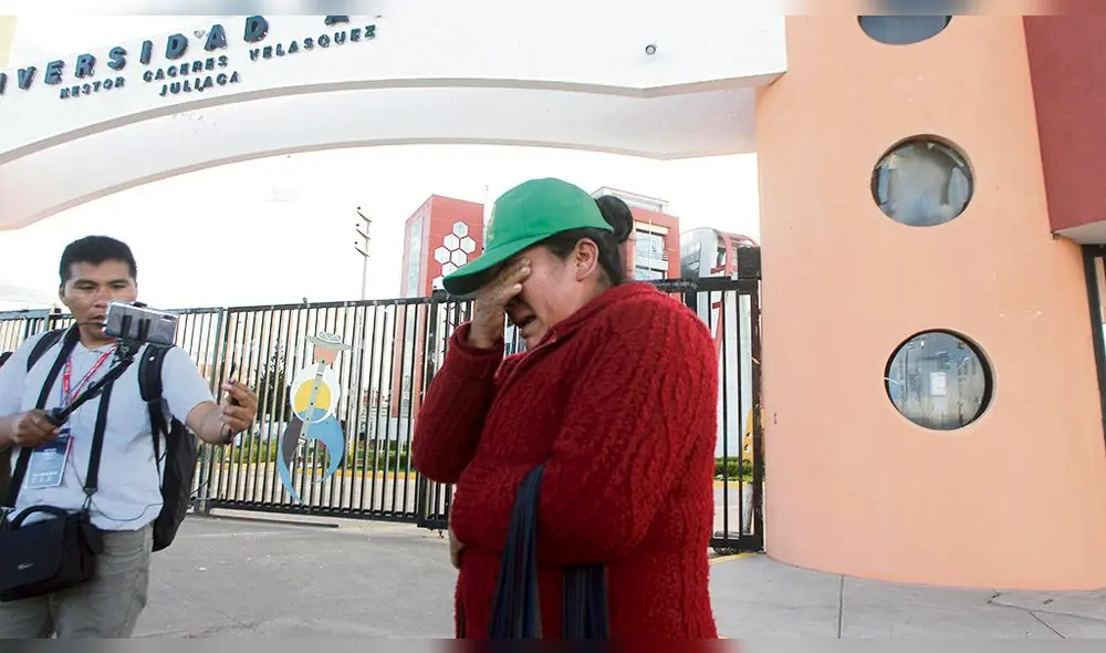 llanto altiplánico. Cierre de esta casa de estudios tuvo reacciones encontradas. Varios lamentaron la clausura de este centro con más de 29 mil estudiantes. llanto altiplánico. Cierre de esta casa de estudios tuvo reacciones encontradas. Varios lamentaron la clausura de este centro con más de 29 mil estudiantes.