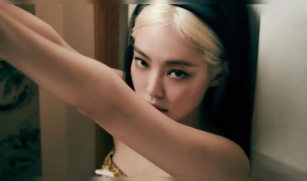 Desliza para ver más fotos de Jennie, Jisoo, Rosé y Lisa de BLACKPINK. Créditos: YG Entertainment