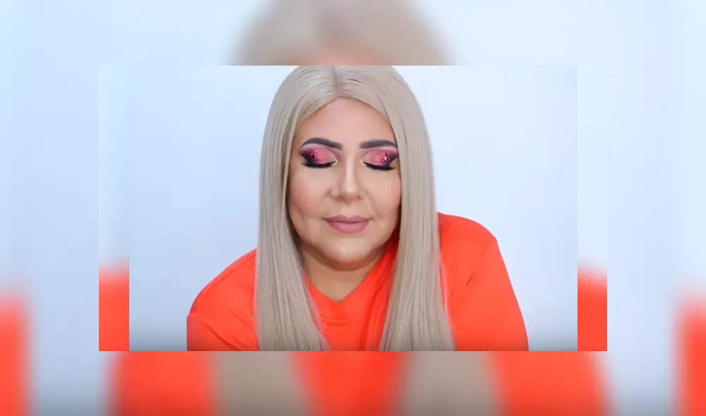 Tutorial de YouTube ha dejado a más de uno con la boca abierta al mostrar la increíble transformación de una mujer tras aplicarse gran cantidad de maquillaje en el rostro