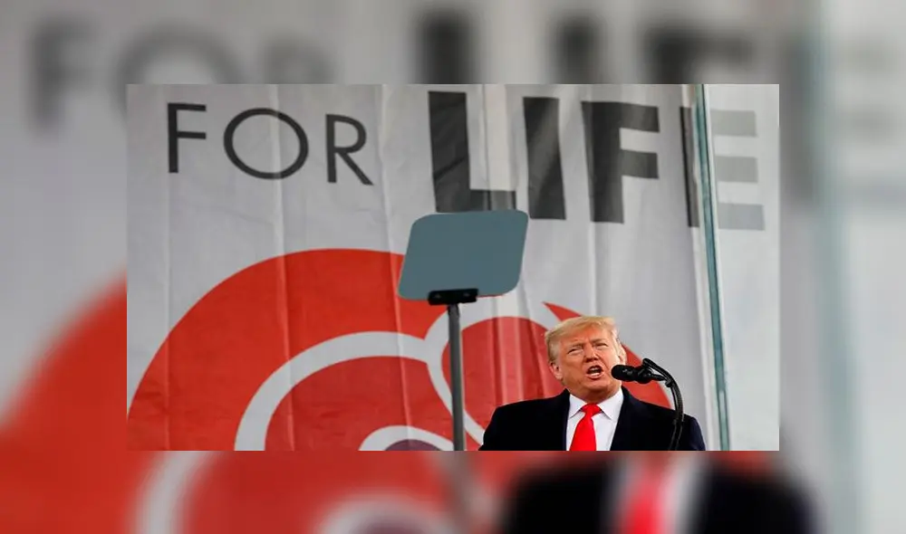 Donald Trump confirmó lo que había anunciado días atrás en Twitter y acudió a la 'Marcha por la vida'. Foto: EFE Donald Trump confirmó lo que había anunciado días atrás en Twitter y acudió a la 'Marcha por la vida'. Foto: EFE