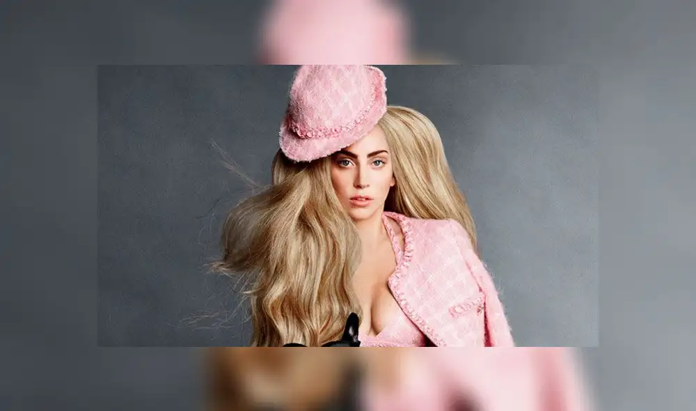 Fans molestos con Lady Gaga por besarse con un hombre casado [VIDEO]