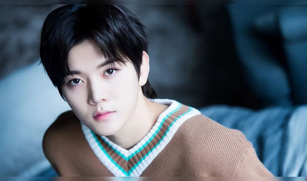 Ren debutó en el 2012 como cantante en el grupo de K-pop NU'EST.