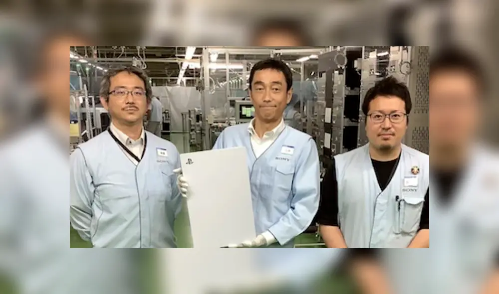 ¿Es así de grande la PlayStation 5? Usuarios se dividen sobre la foto filtrada que muestra una PS5 con gran tamaño. ¿Es así de grande la PlayStation 5? Usuarios se dividen sobre la foto filtrada que muestra una PS5 con gran tamaño.