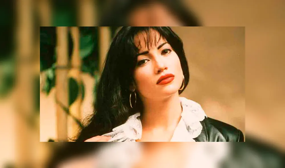 Desliza hacia la izquierda para ver las emotivas imágenes de Selena Quintanilla que son virales en YouTube.