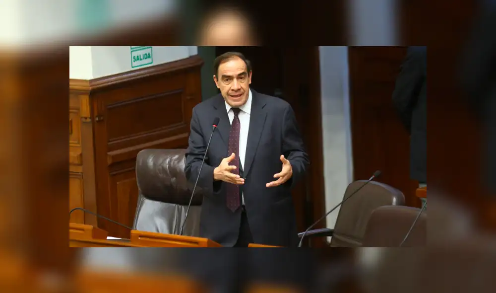 Lescano sobre fuga de Hinostroza: "El Gobierno miente sobre su salida del país"