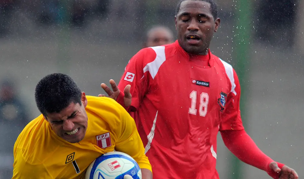 Erick Delgado en un partido de la selección peruana contra Panamá. | Foto: AFP