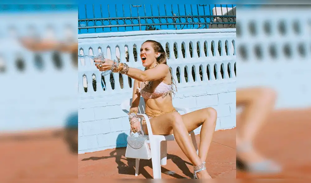 Miley Cyrus recibe duros comentarios tras posar desnuda junto a un perro [VIDEO]