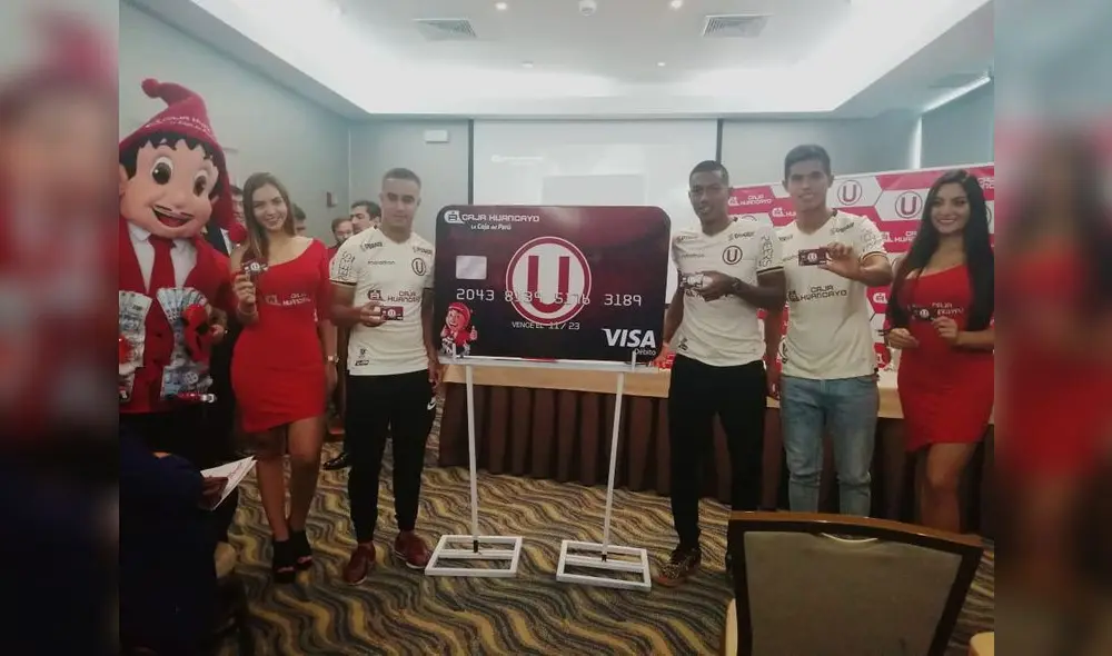 Caja Huancayo presenta tarjeta de débito inspirada en Universitario de Deportes Caja Huancayo presenta tarjeta de débito inspirada en Universitario de Deportes