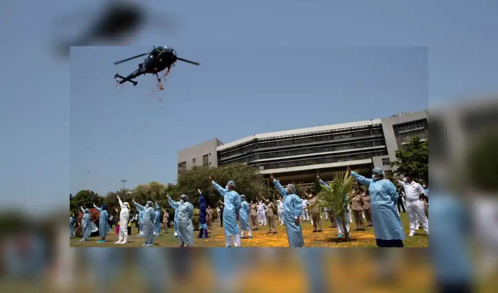 Los helicópteros de la Fuerza Aérea, la Marina y la Guardia Costera realizaron el homenaje. Fuente: AP. Los helicópteros de la Fuerza Aérea, la Marina y la Guardia Costera realizaron el homenaje. Fuente: AP.
