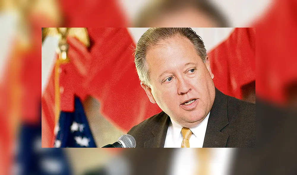 Interpreta. Exfuncionario del Departamento de Estado y especialista en América Latina, Thomas Shannon, recomienda tomar atención a reclamos ciudadanos. Interpreta. Exfuncionario del Departamento de Estado y especialista en América Latina, Thomas Shannon, recomienda tomar atención a reclamos ciudadanos.