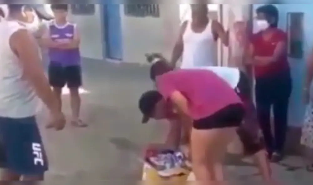 Extranjeros reciben canasta de víveres en Trujillo.