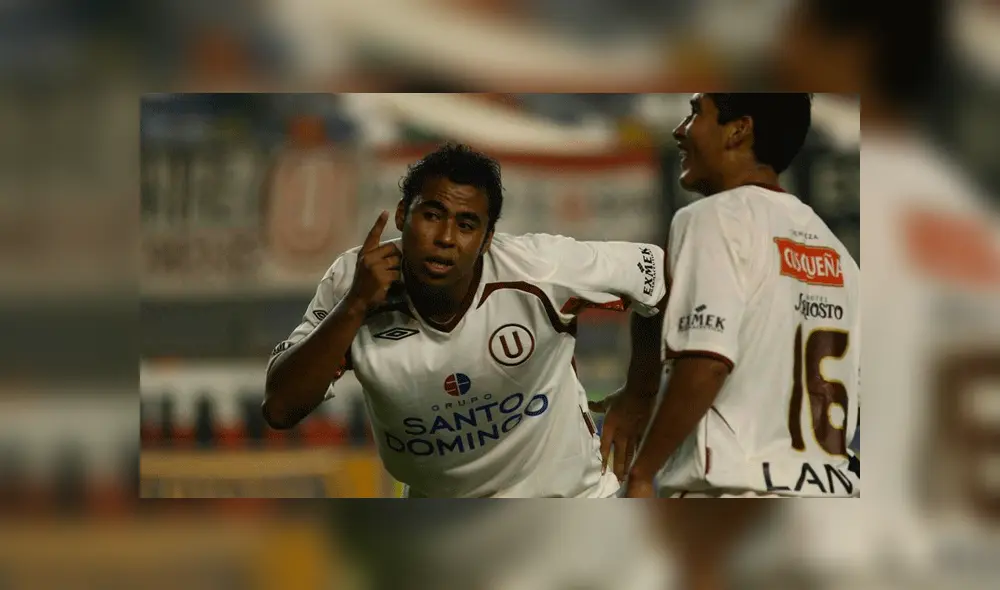 Donny Neyra y 'Malingas' Jimenez se dieron un 'piquito' en un clásico del 2008.