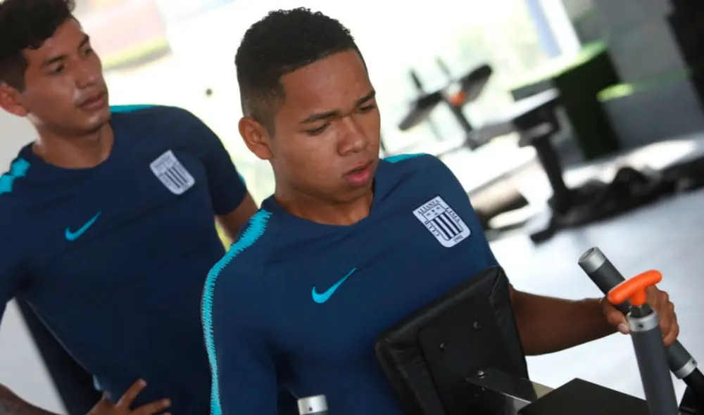 Miguel Cornejo sería de la partida ante Melgar. Foto: Prensa Alianza Lima