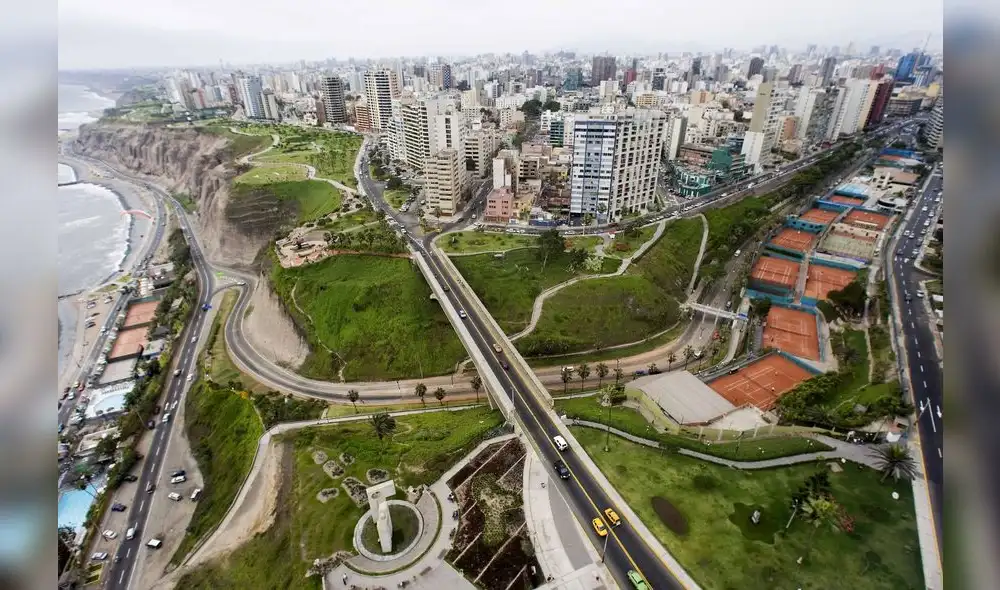 reforma. El Gobierno sostiene que es necesario que se fortalezcan las instituciones de la mano con el crecimiento económico. reforma. El Gobierno sostiene que es necesario que se fortalezcan las instituciones de la mano con el crecimiento económico.