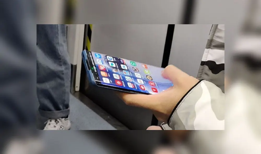 El Huawei P40 Pro fue captado en el metro.
