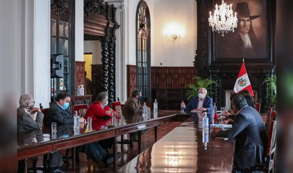 Antes de sustentar el pedido de confianza ante el Pleno del Congreso, Cateriano se reúne con las fuerzas políticas mayoritarias en la representación nacional. Foto: PCM. Antes de sustentar el pedido de confianza ante el Pleno del Congreso, Cateriano se reúne con las fuerzas políticas mayoritarias en la representación nacional. Foto: PCM.