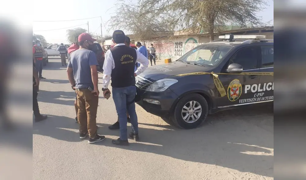 Policía recoge indicios de crimen para llegar a los asesinos Policía recoge indicios de crimen para llegar a los asesinos