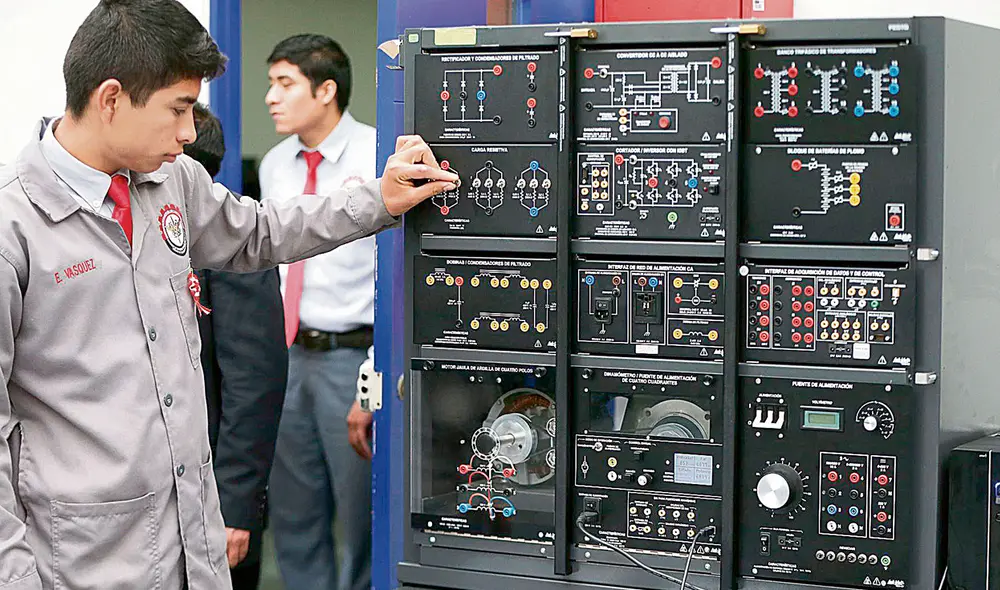 estudiante instituto foto andina