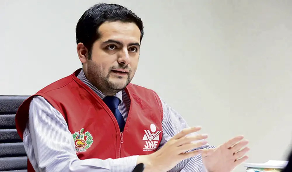 Jáuregui. Precisa que congresistas disueltos pueden postular. Jáuregui. Precisa que congresistas disueltos pueden postular.