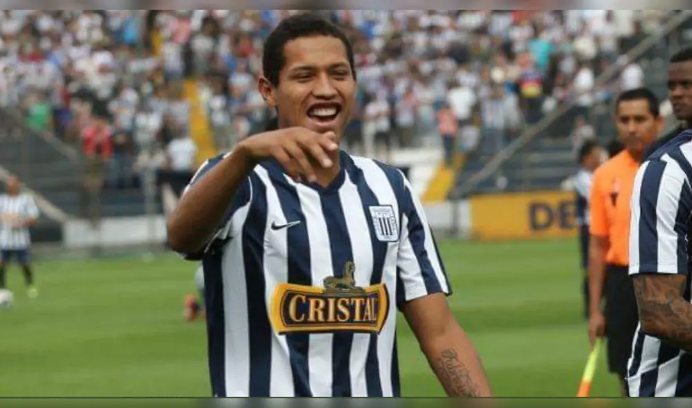 Alexander Sánchez confesó que fue tentado por Universitario de Deportes. Alexander Sánchez confesó que fue tentado por Universitario de Deportes.