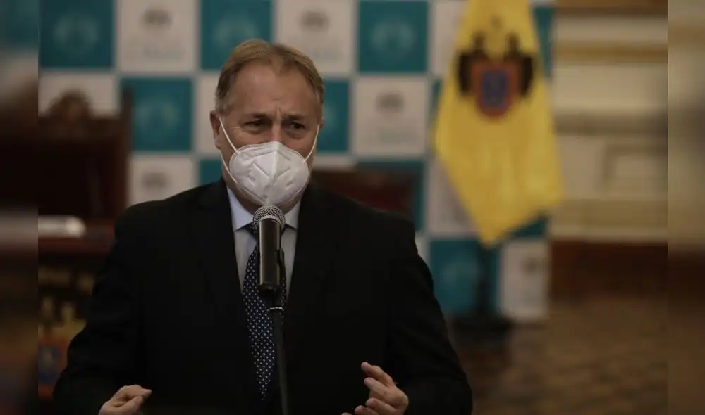 La idea de citar al alcalde de Lima fue planteada por el presidente de la Comisión de Fiscalización, el congresista de UPP Edgar Alarcón. Foto: La República. La idea de citar al alcalde de Lima fue planteada por el presidente de la Comisión de Fiscalización, el congresista de UPP Edgar Alarcón. Foto: La República.