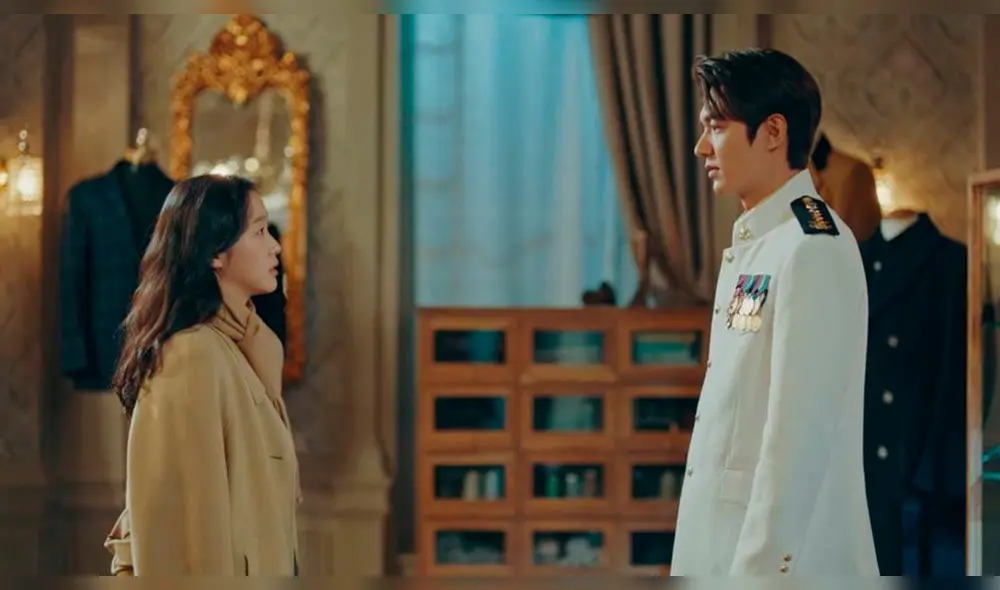 Desliza para ver más fotos de The king: Eternal monarch