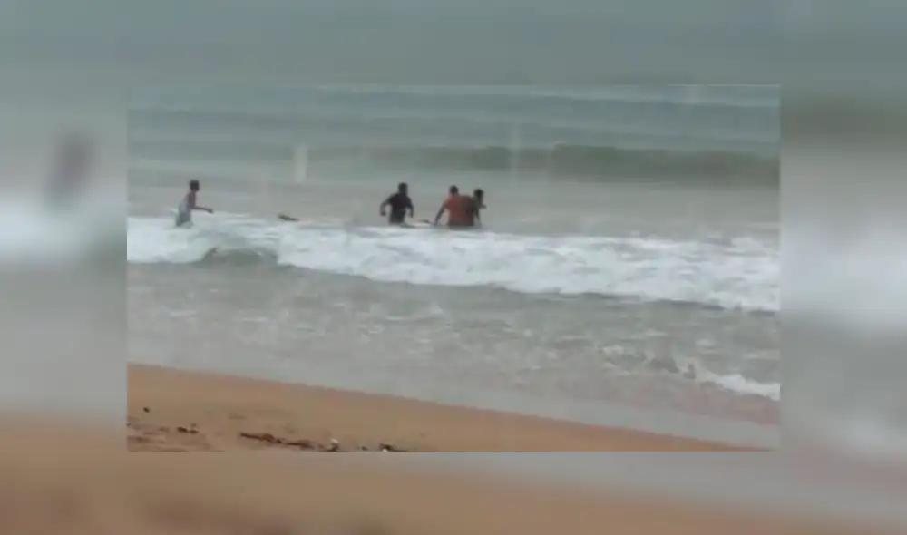 Campeona de surf muere tras ser alcanzada por un rayo mientras entrenaba [VIDEO]