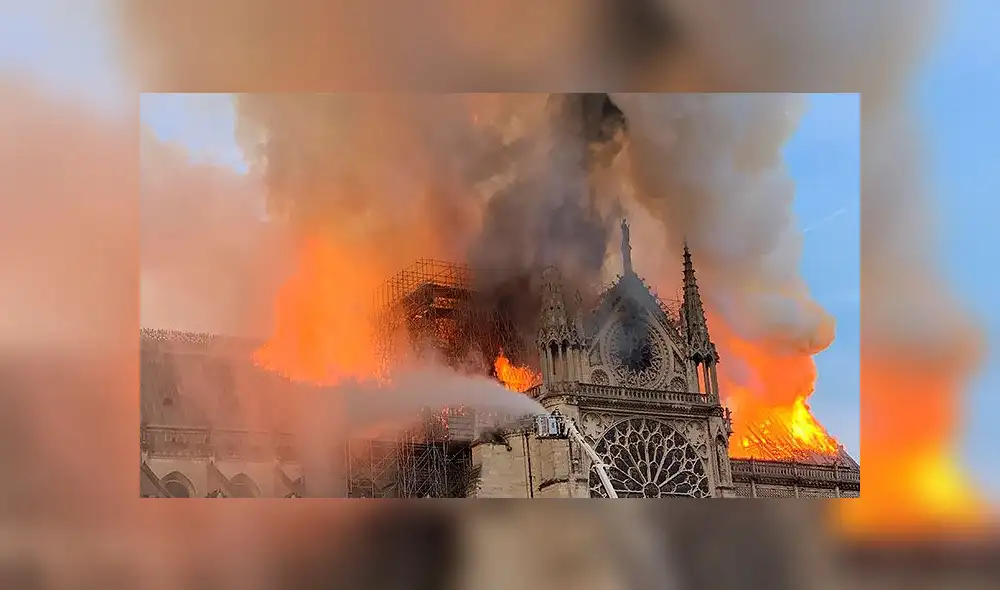 Incendio en Notre Dame: controlan fuego y reportan que la estructura "ha sido salvada" 