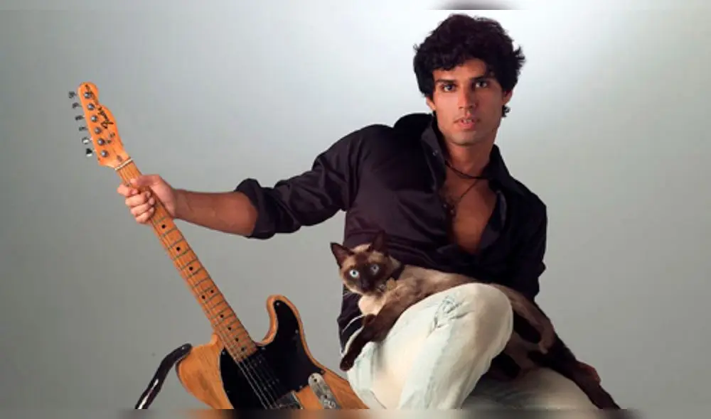 Pedro Suárez-Vértiz estuvo retirado de la música por problemas que le dificultaban la dicción.