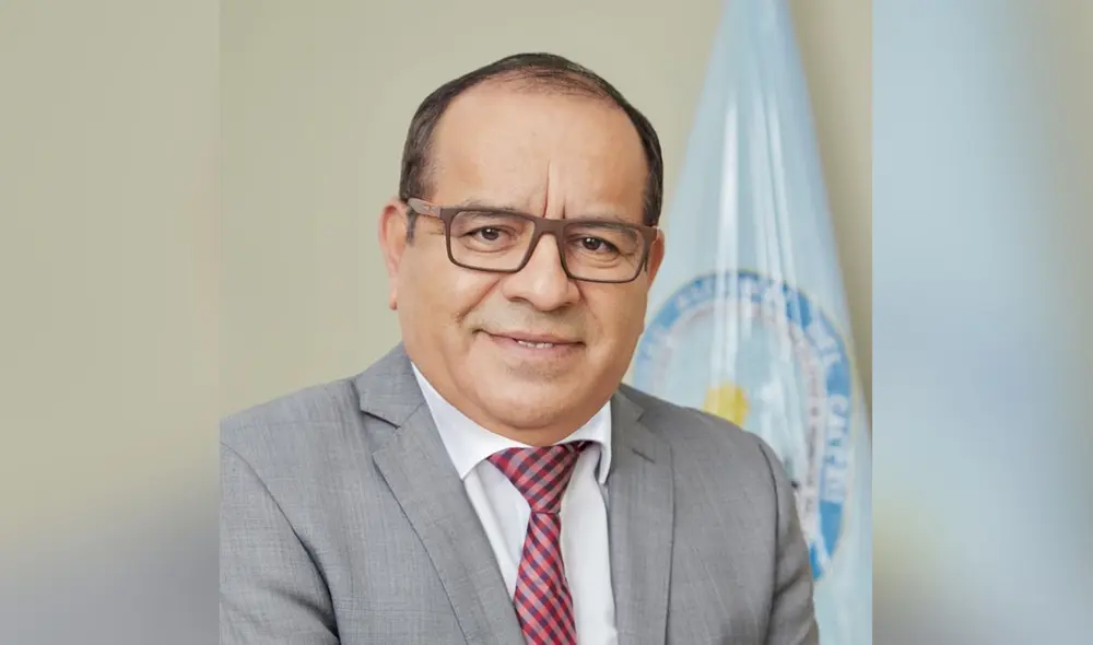 El nuevo rector de la UNAC tuvo un gran respaldo de la comunidad universitaria. Foto: Facebook