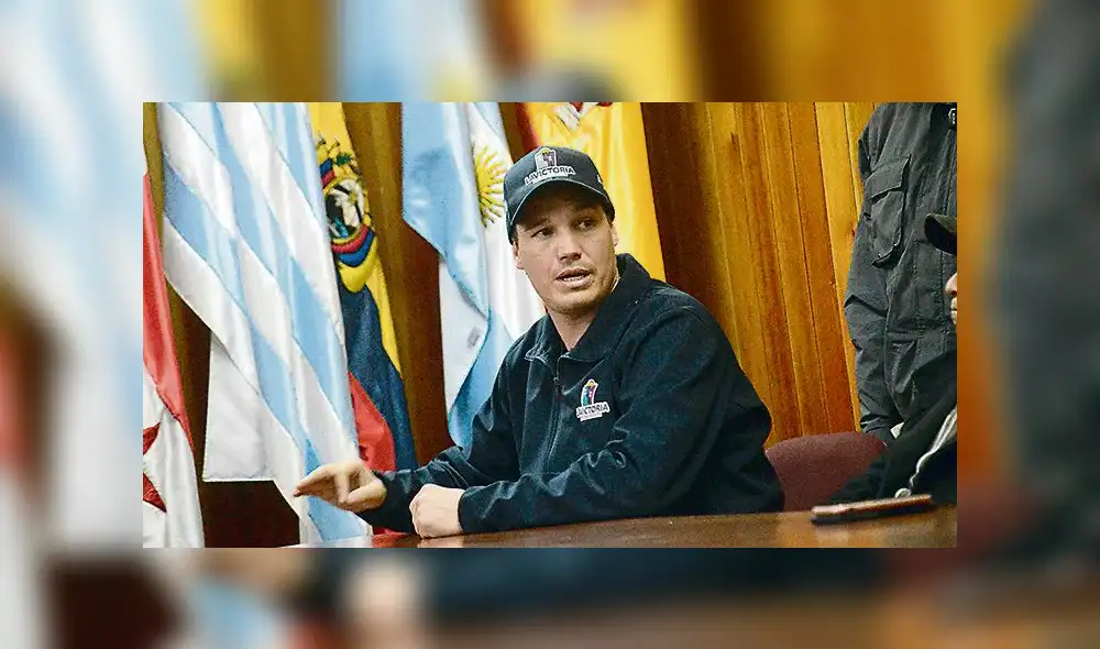 reunión. George Forsyth se reunió con autoridades de la Municipalidad Provincial de Puno. Entregó frazadas a pobladores. reunión. George Forsyth se reunió con autoridades de la Municipalidad Provincial de Puno. Entregó frazadas a pobladores.