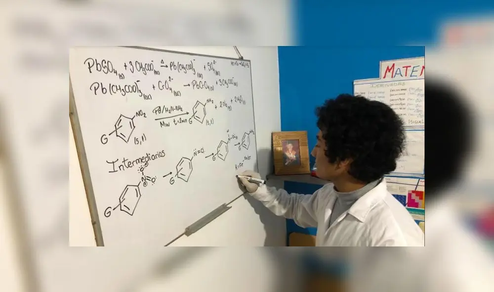 Ruben Darío asegura que el producto biológico desarrollado por él y sus compañeros no es dañino. (Foto: Pronabec) Ruben Darío asegura que el producto biológico desarrollado por él y sus compañeros no es dañino. (Foto: Pronabec)