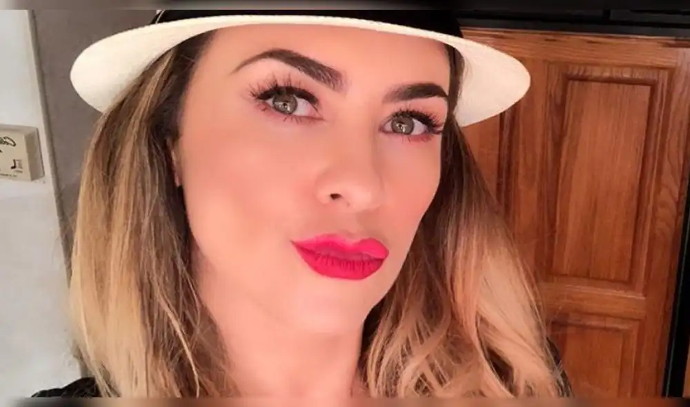 Aracely Arámbula presume los resultados del gym en atrevida lencería [VIDEO]