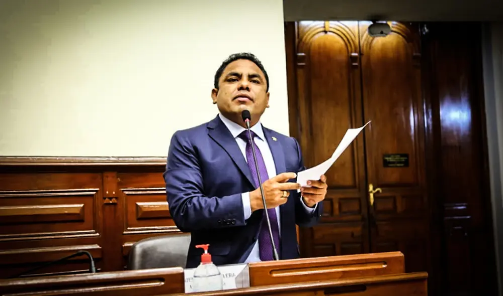 Aron Espinoza, congresista de Podemos Perú. (Foto: Congreso) Aron Espinoza, congresista de Podemos Perú. (Foto: Congreso)