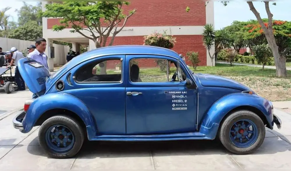 Escarabajo de 1977 reconvertido por estudiantes en la ciudad primaveral. Foto: UNT