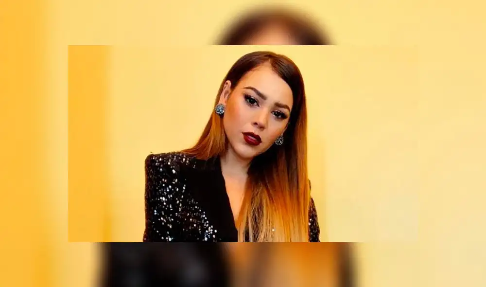 Danna Paola quiso presumir osado look, pero termina siendo blanco de críticas [FOTOS]