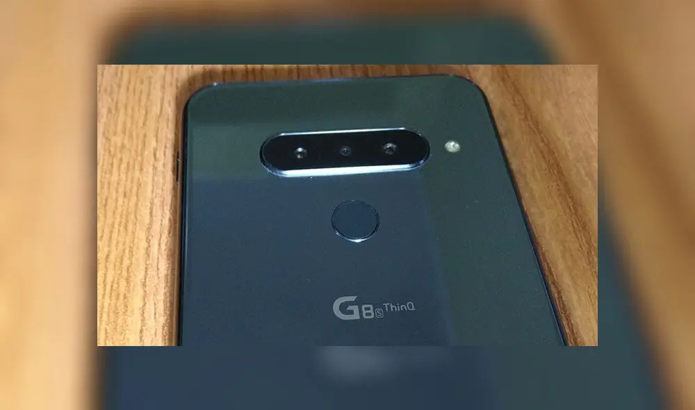 LG G8SThinQ tiene una triple cámara trasera.