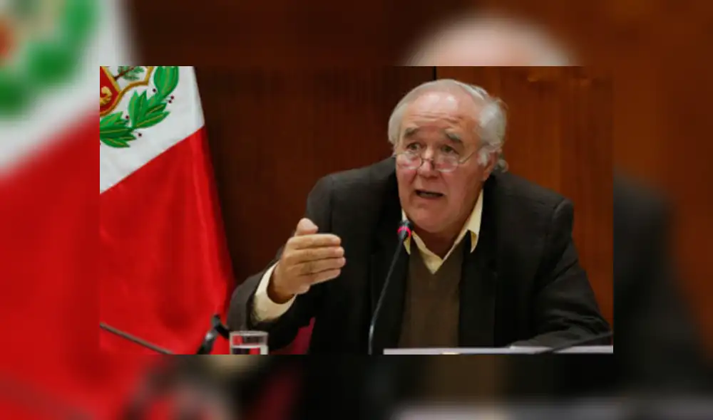 García Belaunde pide renuncia de jefe de la ONPE tras denuncia de favorecimiento